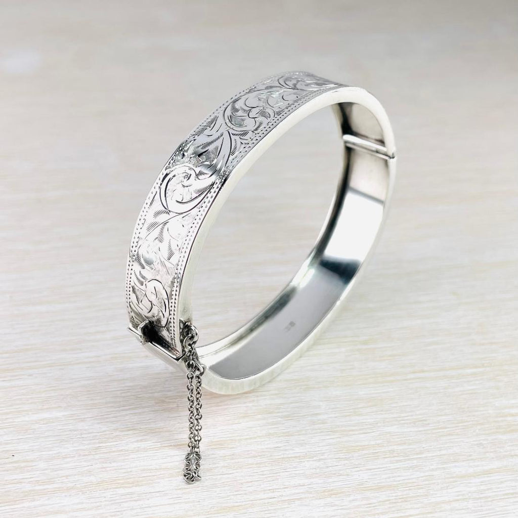アクセサリー OX JEWELRy Silver Curve Bangle MB OX JEWELRy Silver Curve Bangle | MB -there is a