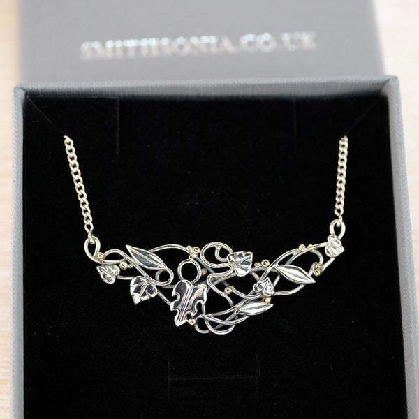 Vintage Sterling Silver Necklace with Leaves and Berries.
