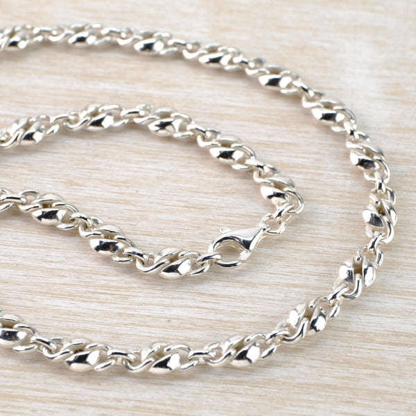 Decorative Solid Link Free Flowing Sterling Silver Necklace.