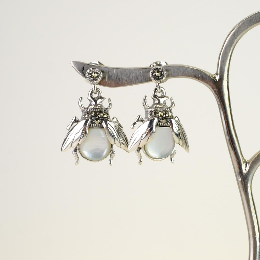 Gucci bee pearl discount earrings