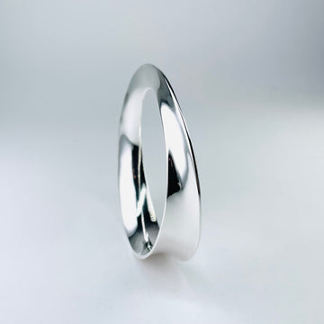 Silver Bracelets and Bangles.