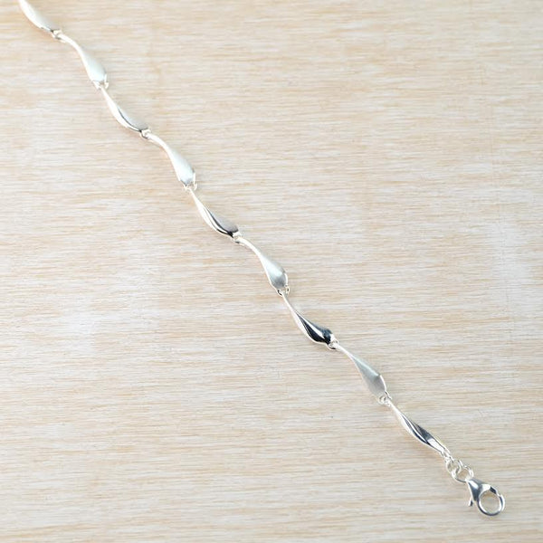 Matt and Polished Sterling Silver Droplet Linked Bracelet.