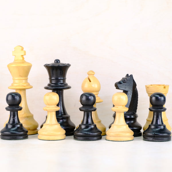 Vintage Staunton Wooden Chess Set with Handmade Board.