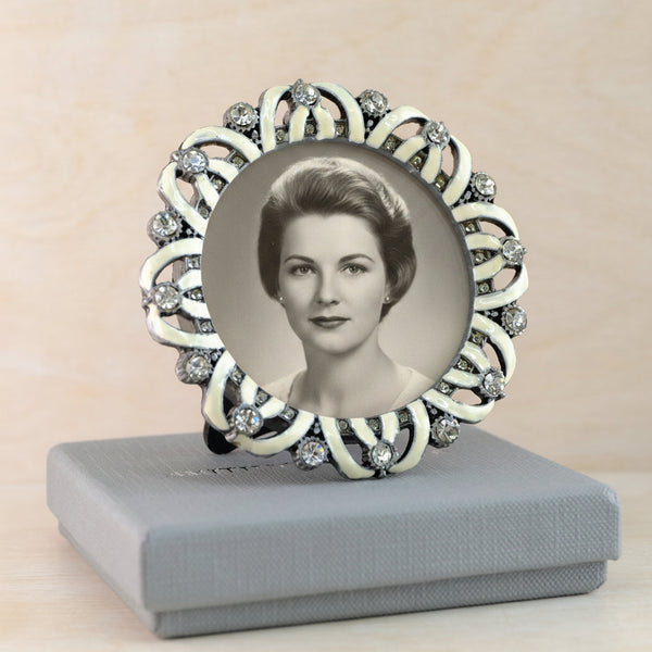 Jewelled Round Photo Frame with Cream Enamel.