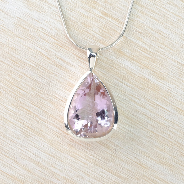 Tear Drop Silver and Amethyst Pendant.