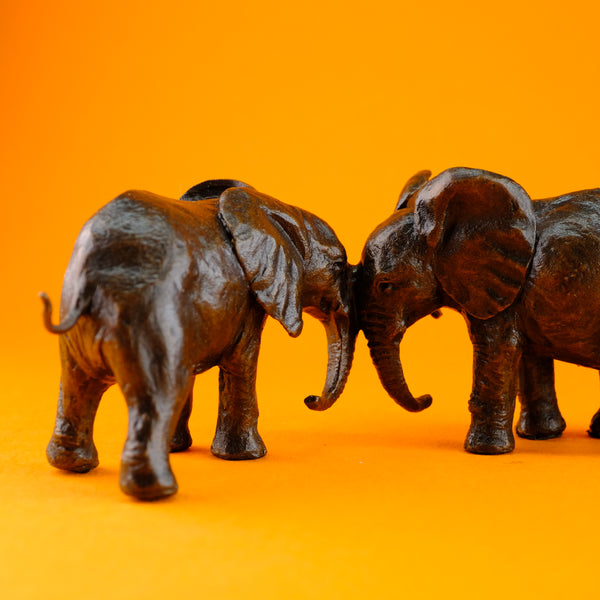 Bronze 'Best Friends Elephants' by Michael Simpson.