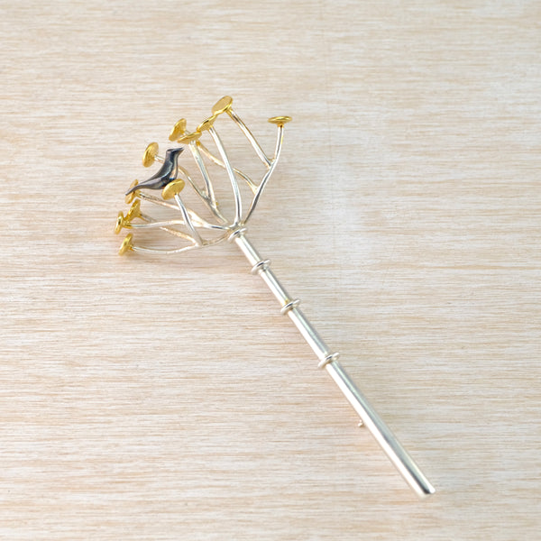 Handmade Silver 'Bird in a Seed Head' Brooch.