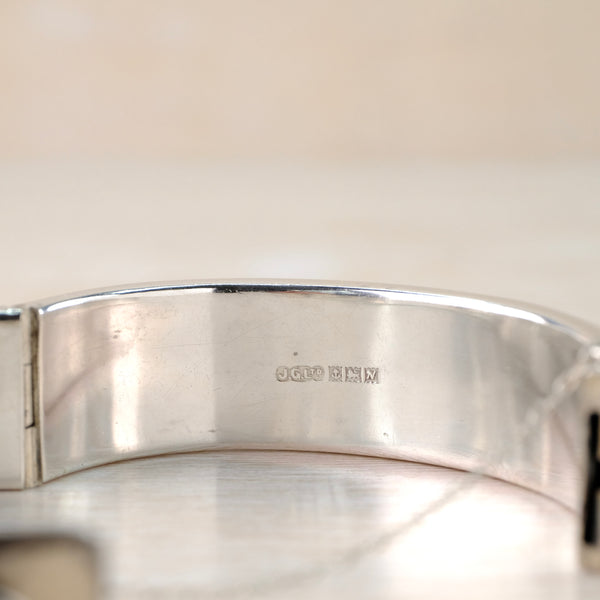 Vintage Silver Bangle Bracelet Hallmarked in Birmingham 1962.