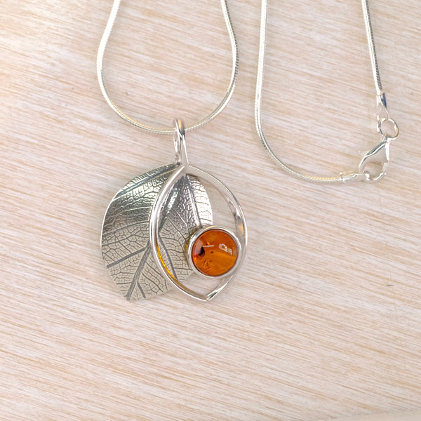 Sterling Silver and Amber Double Leaf Design Pendant Necklace.