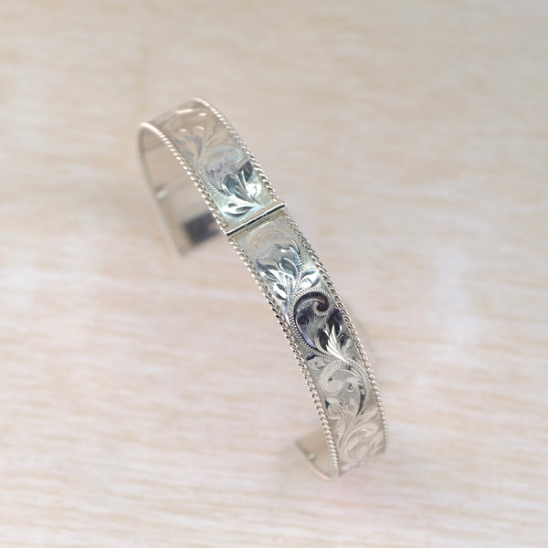 Vintage Engraved Silver Bangle Bracelet, Hallmarked in Birmingham 1982