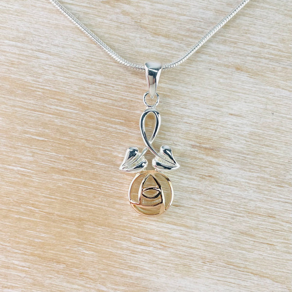 Collana con ciondolo Charles Rennie Mackintosh in argento Sterling e ametista con catenina da 45,7 cm e confezione regalo Collana con ciondolo Charles Rennie Mackintosh in argento Sterling e ametista con catenina da 45,7 cm e confezione regalo