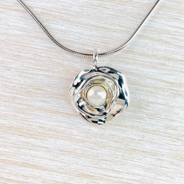 Sterling Silver Flower Pendant with Central Pearl.