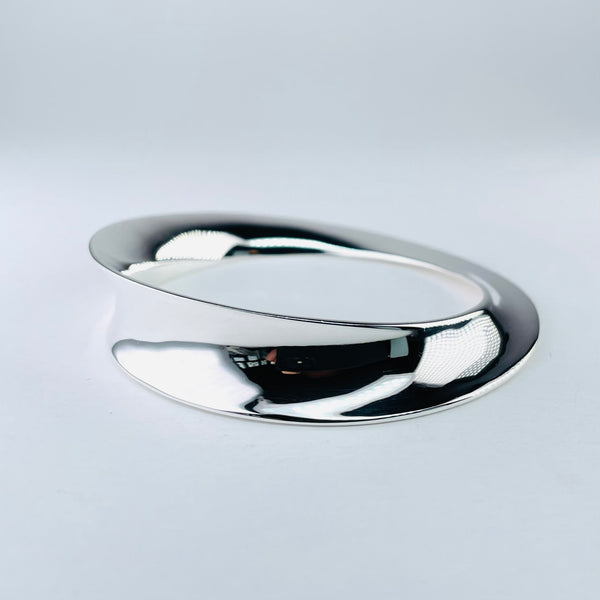 Heavy Sterling Silver Mobius Eternity Bangle
