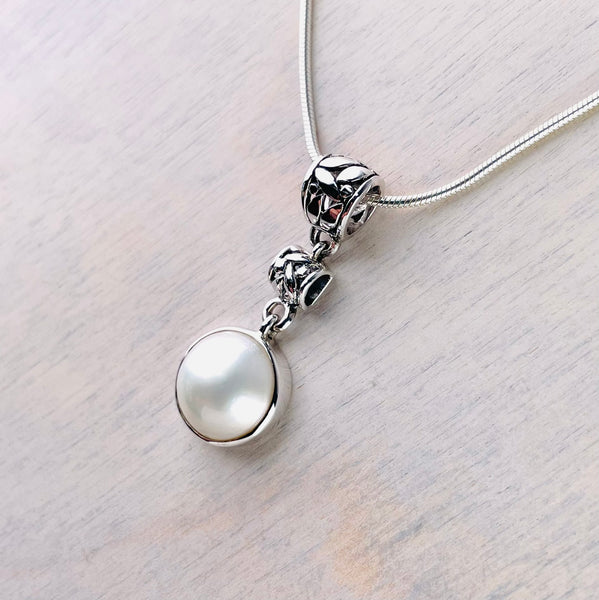 Sterling Silver and Mabe Pearl Pendant.