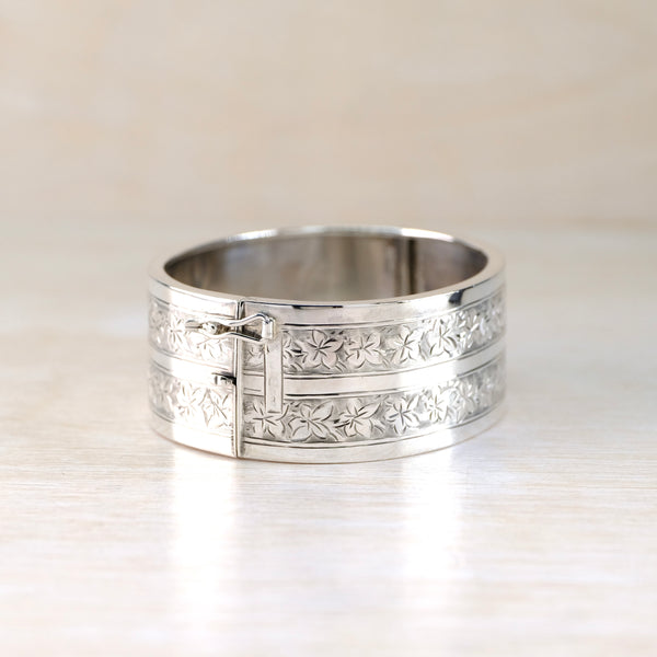 Victorian Engraved Silver Bangle Bracelet.