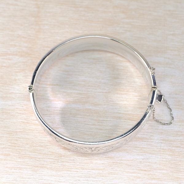 Vintage Engraved Sterling Silver Bangle Bracelet, Hallmarked Birmingham 1965.