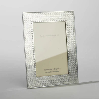 Handmade 'Kiriko' Design Pewter Photograph Frame ( 7" x 5" Picture).