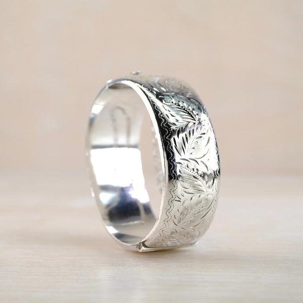 Vintage Sterling Silver Bangle Bracelet Hallmarked in Birmingham 1964.