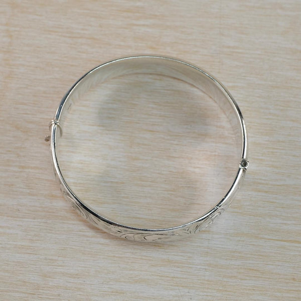 Vintage Silver Bangle Bracelet, Hallmarked in Birmingham 1967.