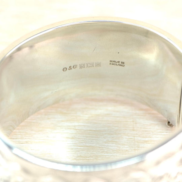 Vintage Silver Bangle Bracelet Hallmarked in Birmingham 1963.