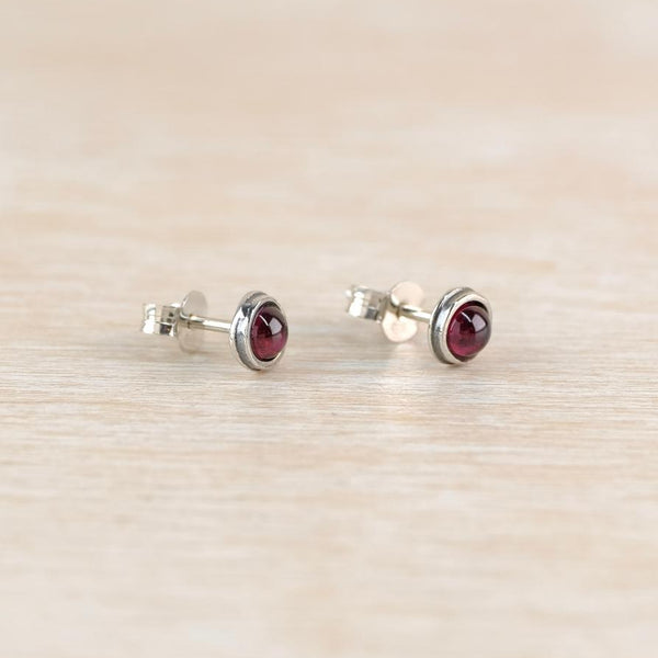 Cabochon Garnet and Sterling Silver Stud Earrings.