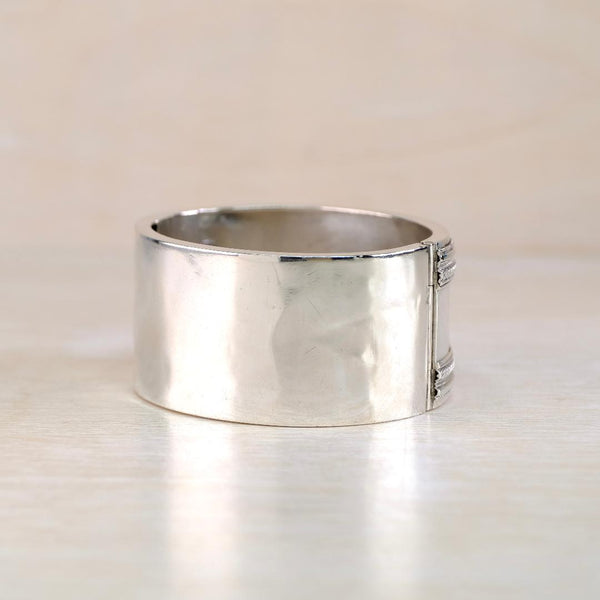 Victorian Engraved Bangle Bracelet.