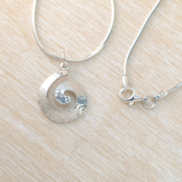Sterling Silver Spiral Pendant Necklace.