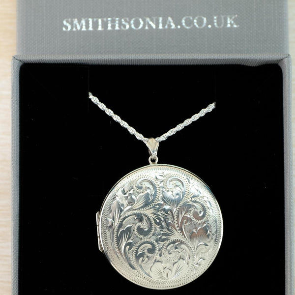 Vintage Sterling SIlver Large Round Locket Pendant, Hallmarked Birmingham, 1976