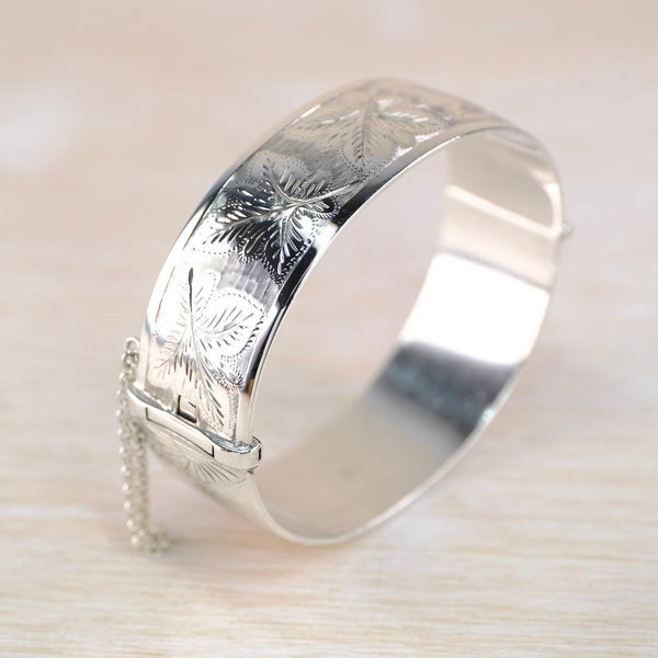 Vintage Silver Bangle Bracelet, Hallmarked Birmingham 1967.