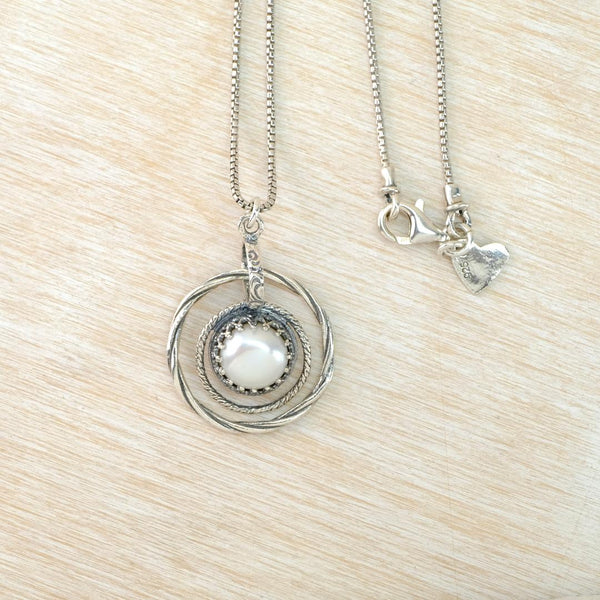"Circles" Sterling Silver Pendant Set with Pearl.
