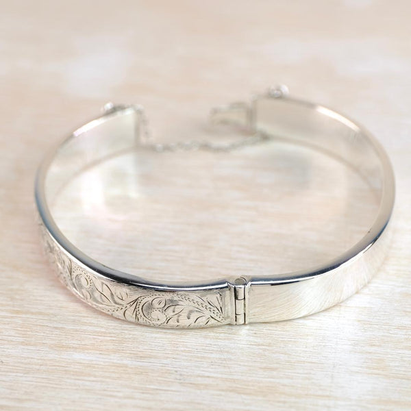 Vintage Engraved Silver Bangle Bracelet, Hallmarked in Birmingham 1978