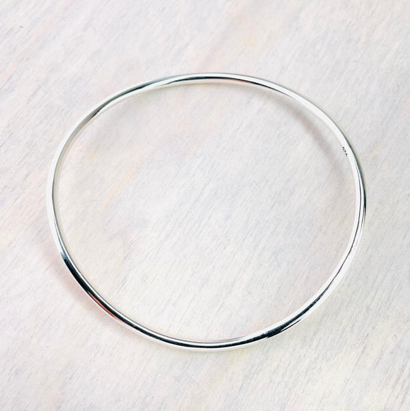 Gently Curved Round Section Sterling Silver Bracelet Bangle