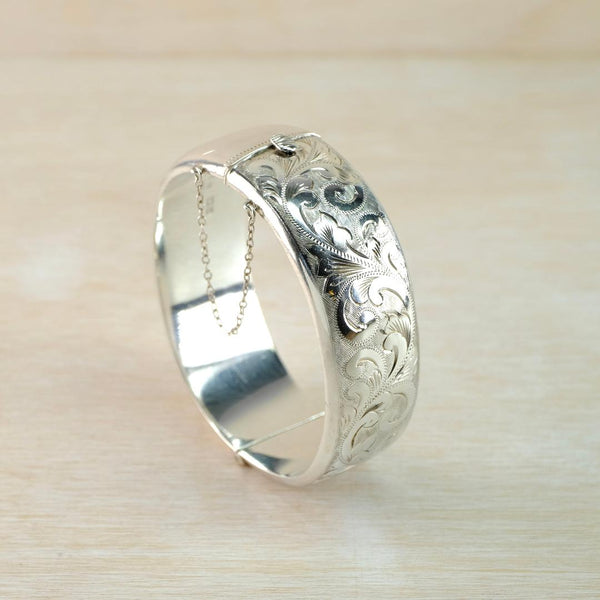 Vintage Silver Bangle Bracelet with Foliate Engraving, Hallmarked in Birmingham 1970