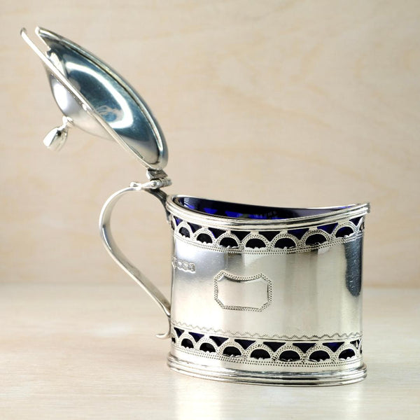 Antique Silver Condiment Pot with Glass Liner, Hallmarked Sheffield 1921.