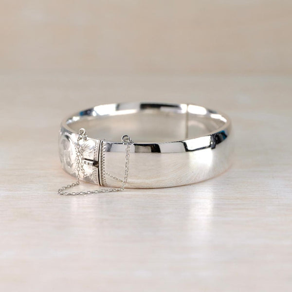 Vintage Sterling Silver Bangle Bracelet, Hallmarked London 1965.