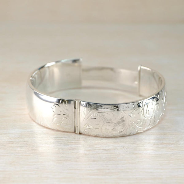 Sterling Silver Bangle Bracelet, Hallmarked in Birmingham 1966.