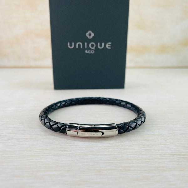 Gents Black Leather and Stainless Steel Bracelet.
