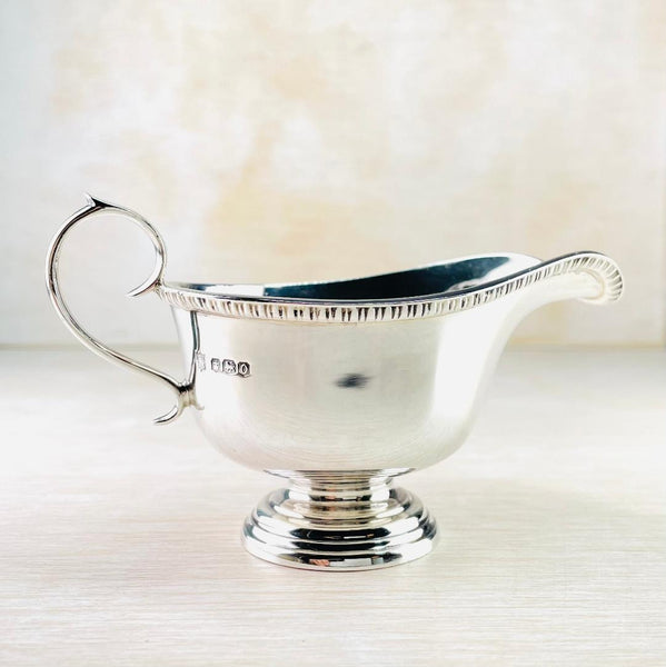 Vintage Sterling Silver Sauce Boat, Hallmarked Sheffield 1931.