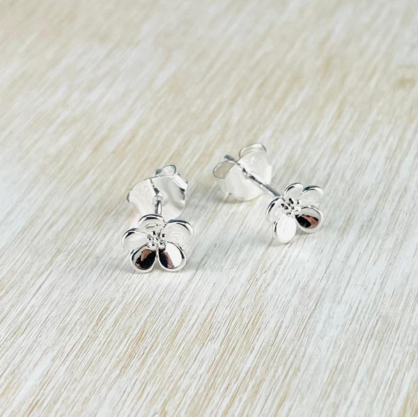 High Polished Sterling Silver Flower Stud Earrings by JB Designs.