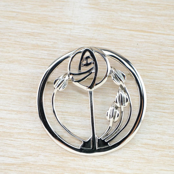 Vintage Round Sterling Silver Charles Rennnie Mackintosh Inspired Brooch.