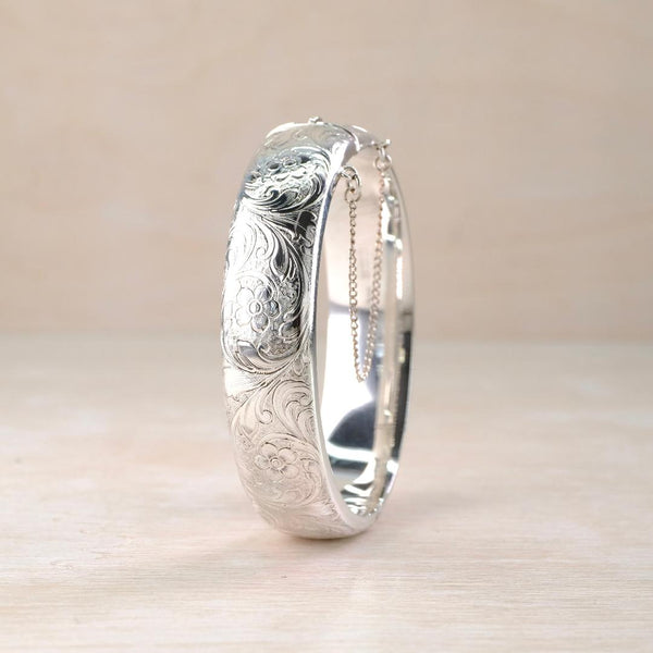 Vintage Silver Bangle Bracelet with Floral Engraving, Hallmarked in Birmingham 1972.