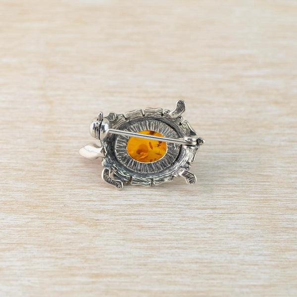 Sterling Silver and Amber Turtle Design Brooch.