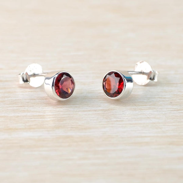 Faceted Garnet and Sterling Silver Stud Earrings.