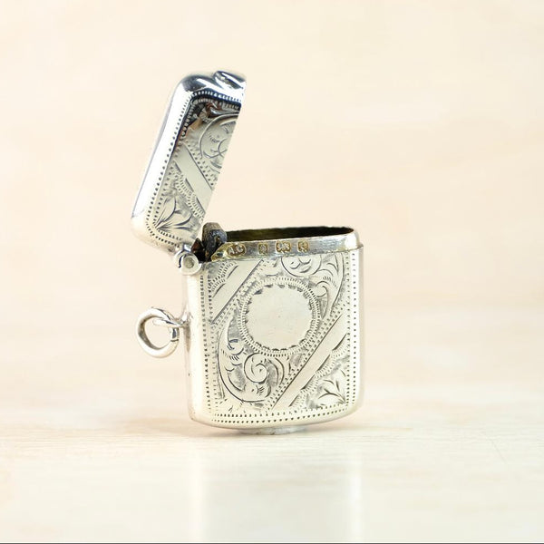 Antique Sterling Silver Vesta Case, Hallmarked Birmingham 1904.