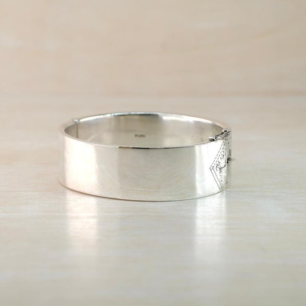 Vintage Engraved Silver Bangle Bracelet.