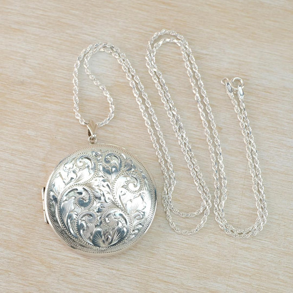 Vintage Sterling SIlver Large Round Locket Pendant, Hallmarked Birmingham, 1976