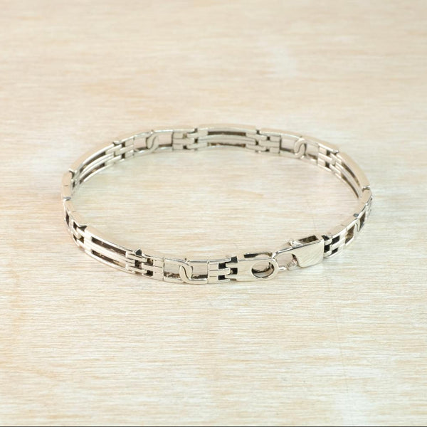 Vintage Hallmarked Sterling Silver Gate Link Bracelet.