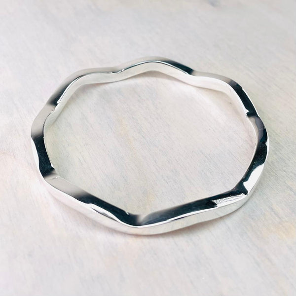 Sterling Silver Wavy Bangle Bracelet (Medium)