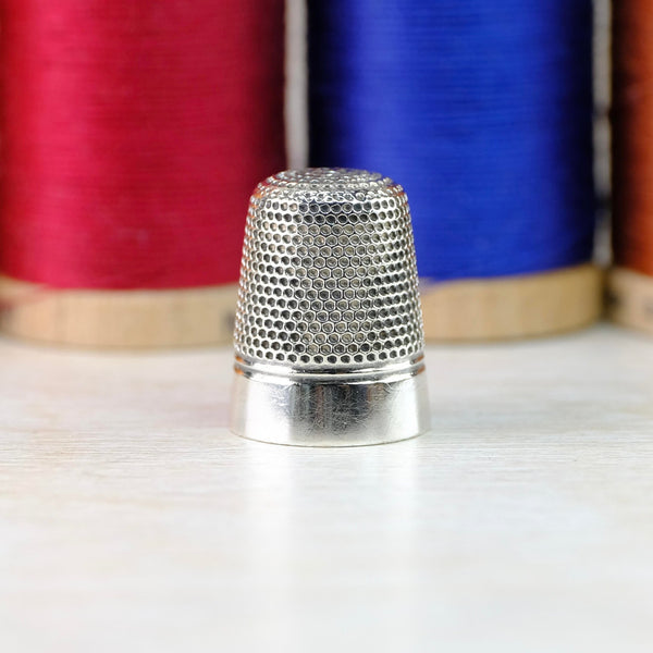 Vintage Silver 'Dorcas' Thimble Made in Chester by Charles Horner.