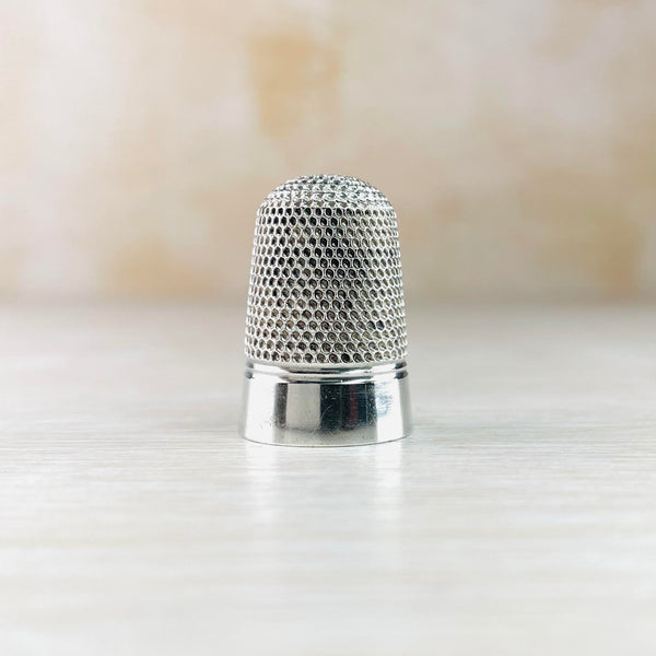 Antique Silver Thimble Hallmarked Birmingham, 1918.